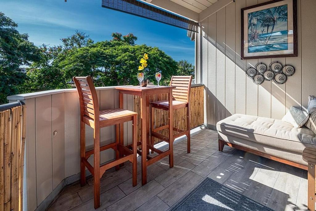 New! Kailua Bay Resort 2-306 - Beautifully Renovated Two-Story Condo With Primary Suite In Loft Exterior photo